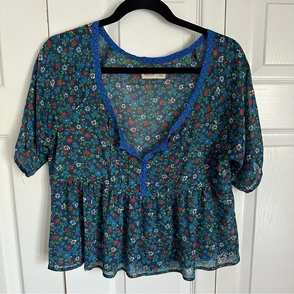 Hollister Womens S Blue Ditsy Floral  Pleated Sheer Chiffon Top Boho Cottage - Picture 2 of 16